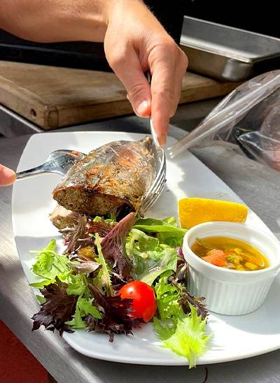 Les Touristes - Restaurant Villeneuve-Loubet - meilleur restaurant VILLENEUVE-LOUBET